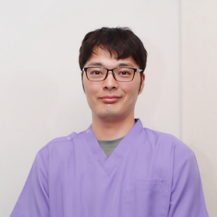 院長/獣医師・鍼灸師　川上俊明